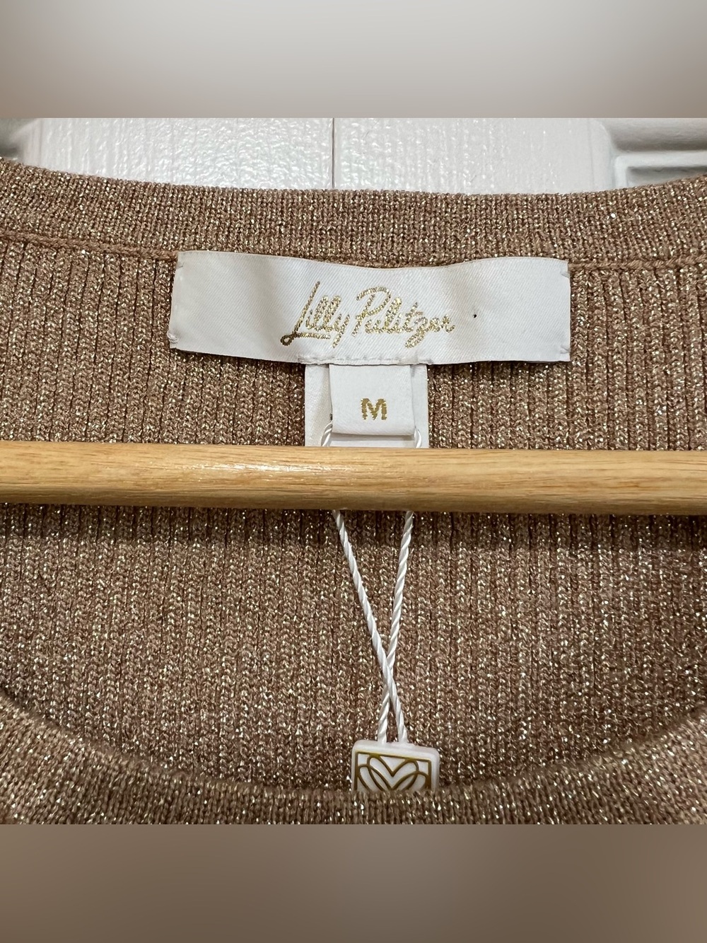 Lilly Pulitzer Esli Sleeveless Sweater Tank in Sand Bar Metallic Size Medium - Picture 4 of 13